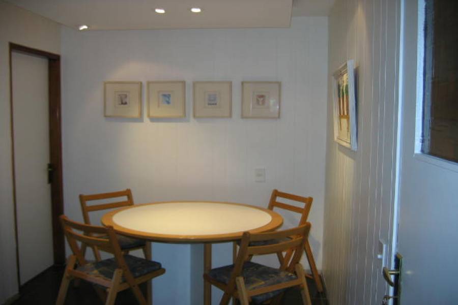 Punta del Este, Maldonado, Uruguay, 3 Bedrooms Bedrooms, ,2 BathroomsBathrooms,Apartamentos,Venta,41541