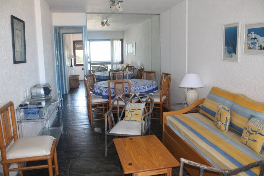 Punta del Este, Maldonado, Uruguay, 2 Bedrooms Bedrooms, ,2 BathroomsBathrooms,Apartamentos,Venta,41543