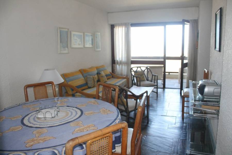 Punta del Este, Maldonado, Uruguay, 2 Bedrooms Bedrooms, ,2 BathroomsBathrooms,Apartamentos,Venta,41543