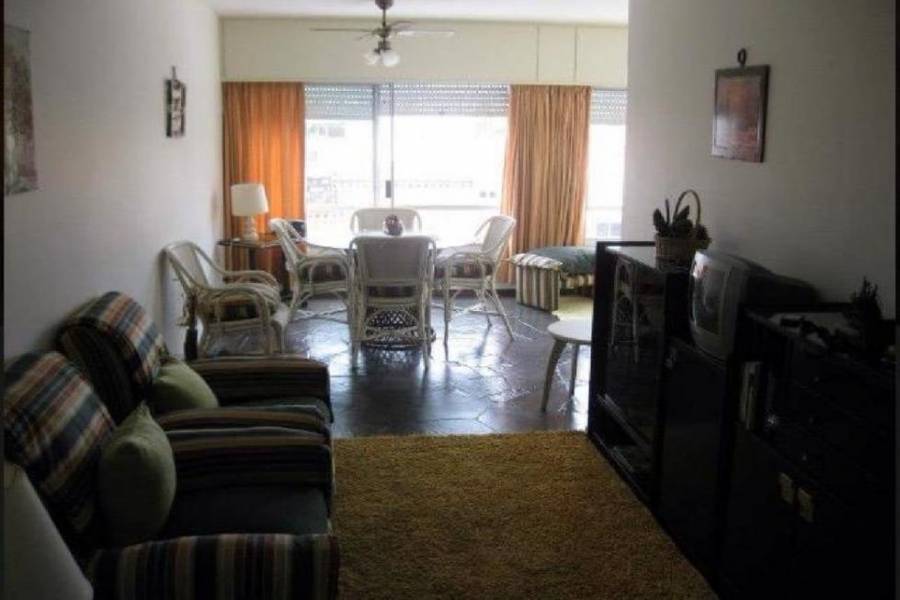 Punta del Este, Maldonado, Uruguay, 2 Bedrooms Bedrooms, ,2 BathroomsBathrooms,Apartamentos,Venta,41547