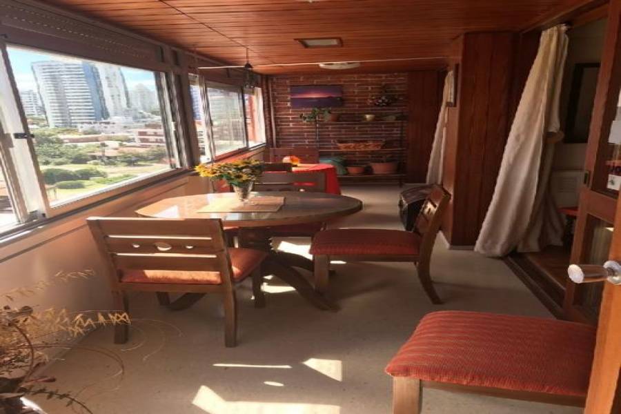 Punta del Este, Montevideo, Uruguay, 2 Bedrooms Bedrooms, ,2 BathroomsBathrooms,Apartamentos,Venta,41551