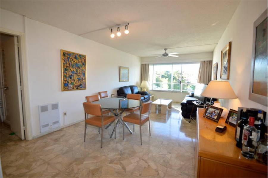 Punta del Este, Maldonado, Uruguay, 2 Bedrooms Bedrooms, ,2 BathroomsBathrooms,Apartamentos,Venta,41558