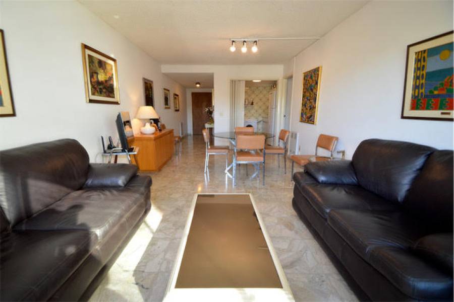 Punta del Este, Maldonado, Uruguay, 2 Bedrooms Bedrooms, ,2 BathroomsBathrooms,Apartamentos,Venta,41558