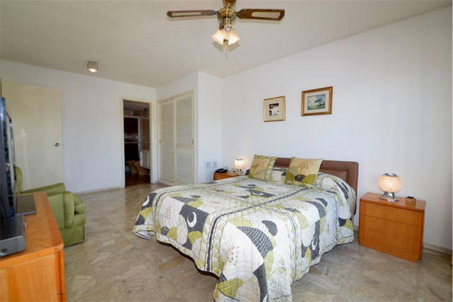 Punta del Este, Maldonado, Uruguay, 2 Bedrooms Bedrooms, ,2 BathroomsBathrooms,Apartamentos,Venta,41558