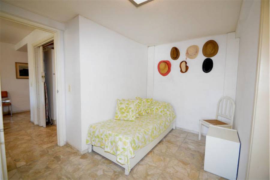 Punta del Este, Maldonado, Uruguay, 2 Bedrooms Bedrooms, ,2 BathroomsBathrooms,Apartamentos,Venta,41558