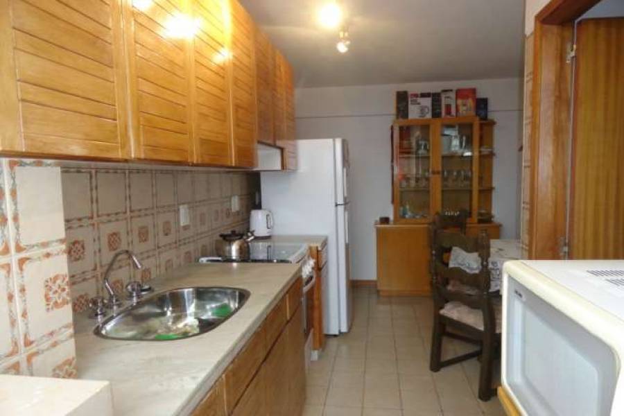 Punta del Este, Maldonado, Uruguay, 2 Bedrooms Bedrooms, ,2 BathroomsBathrooms,Apartamentos,Venta,41570