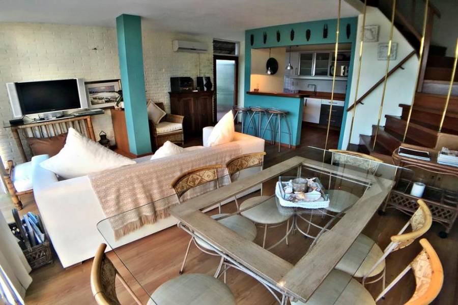 Punta del Este, Maldonado, Uruguay, 3 Bedrooms Bedrooms, ,2 BathroomsBathrooms,Apartamentos,Venta,41578