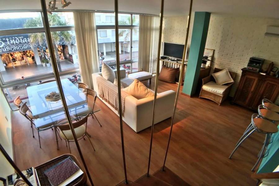 Punta del Este, Maldonado, Uruguay, 3 Bedrooms Bedrooms, ,2 BathroomsBathrooms,Apartamentos,Venta,41578