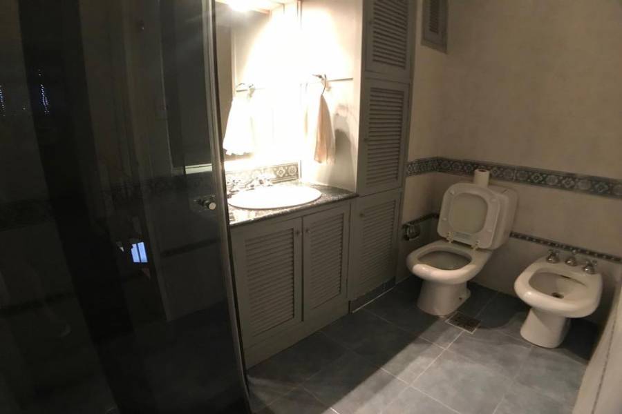 Punta del Este, Maldonado, Uruguay, 3 Bedrooms Bedrooms, ,2 BathroomsBathrooms,Apartamentos,Venta,41578