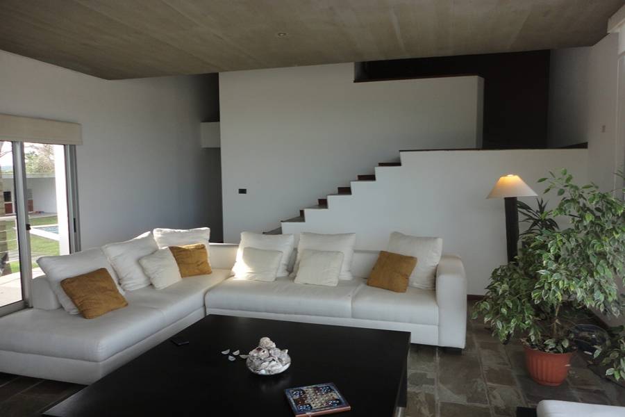 Punta del Este, Maldonado, Uruguay, 4 Bedrooms Bedrooms, ,3 BathroomsBathrooms,Casas,Temporario,41589