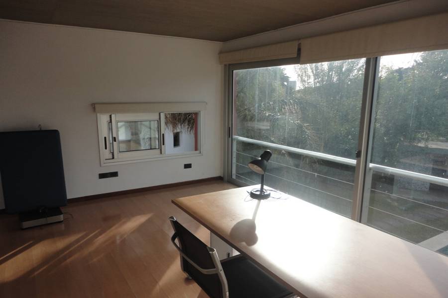 Punta del Este, Maldonado, Uruguay, 4 Bedrooms Bedrooms, ,3 BathroomsBathrooms,Casas,Temporario,41589