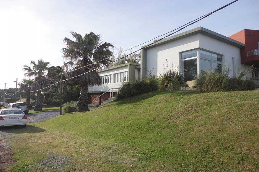 Punta del Este, Maldonado, Uruguay, 4 Bedrooms Bedrooms, ,3 BathroomsBathrooms,Casas,Temporario,41589