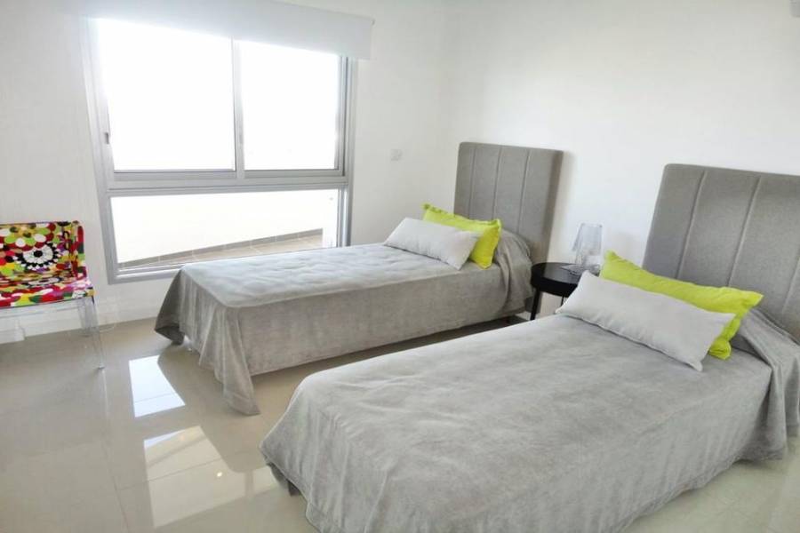 Punta del Este, Maldonado, Uruguay, 2 Bedrooms Bedrooms, ,2 BathroomsBathrooms,Apartamentos,Venta,41598