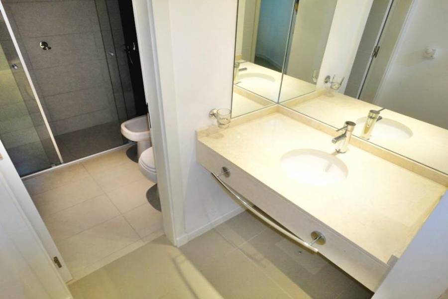 Punta del Este, Maldonado, Uruguay, 2 Bedrooms Bedrooms, ,2 BathroomsBathrooms,Apartamentos,Venta,41598