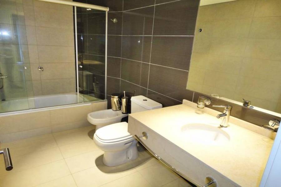 Punta del Este, Maldonado, Uruguay, 2 Bedrooms Bedrooms, ,2 BathroomsBathrooms,Apartamentos,Venta,41598