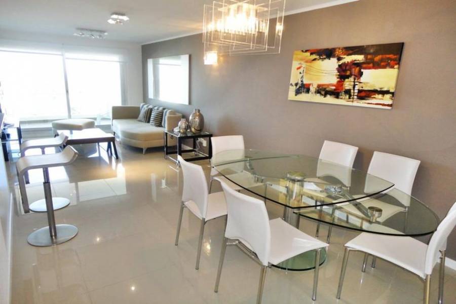 Punta del Este, Maldonado, Uruguay, 2 Bedrooms Bedrooms, ,2 BathroomsBathrooms,Apartamentos,Venta,41598