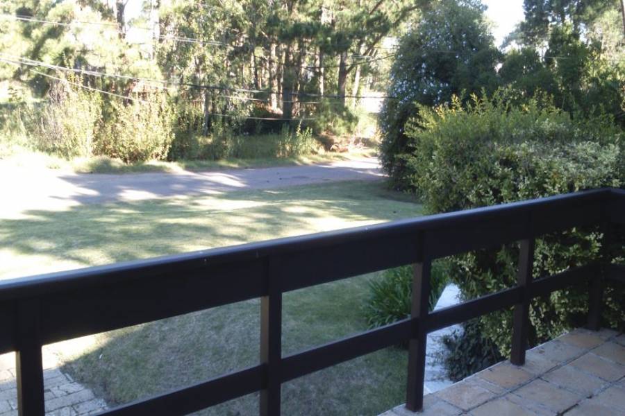Punta del Este, Maldonado, Uruguay, 4 Bedrooms Bedrooms, ,4 BathroomsBathrooms,Casas,Venta,41604