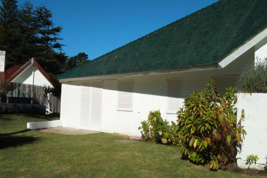 Punta del Este, Maldonado, Uruguay, 4 Bedrooms Bedrooms, ,4 BathroomsBathrooms,Casas,Venta,41604