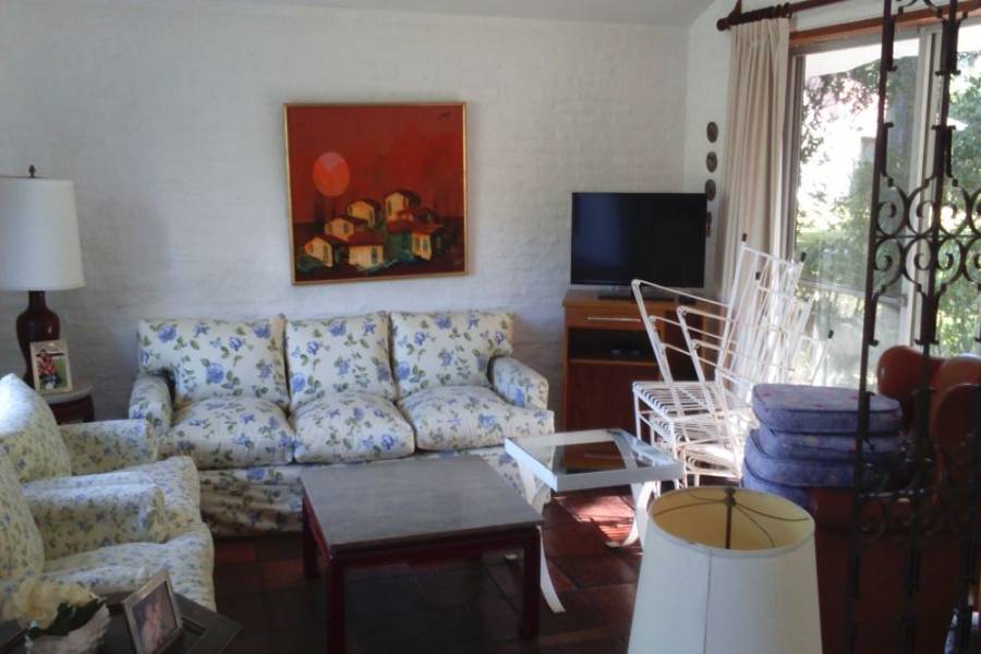 Punta del Este, Maldonado, Uruguay, 4 Bedrooms Bedrooms, ,4 BathroomsBathrooms,Casas,Venta,41604