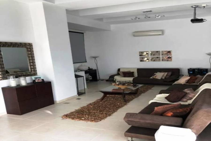 Punta del Este, Maldonado, Uruguay, 2 Bedrooms Bedrooms, ,3 BathroomsBathrooms,Apartamentos,Venta,41606