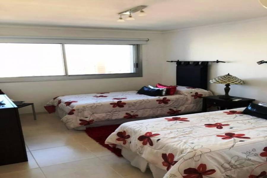 Punta del Este, Maldonado, Uruguay, 2 Bedrooms Bedrooms, ,3 BathroomsBathrooms,Apartamentos,Venta,41606