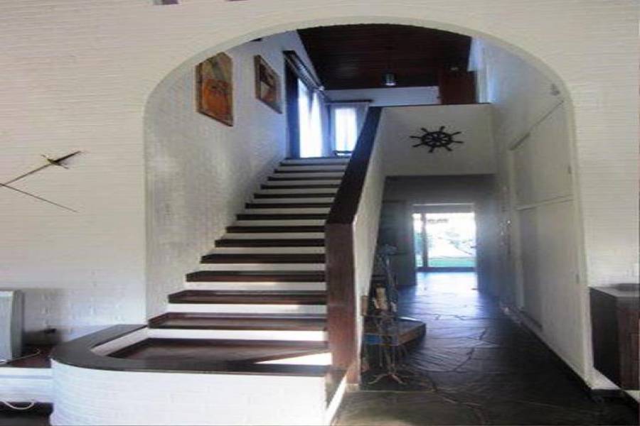 Punta del Este, Maldonado, Uruguay, 4 Bedrooms Bedrooms, ,3 BathroomsBathrooms,Casas,Temporario,41613