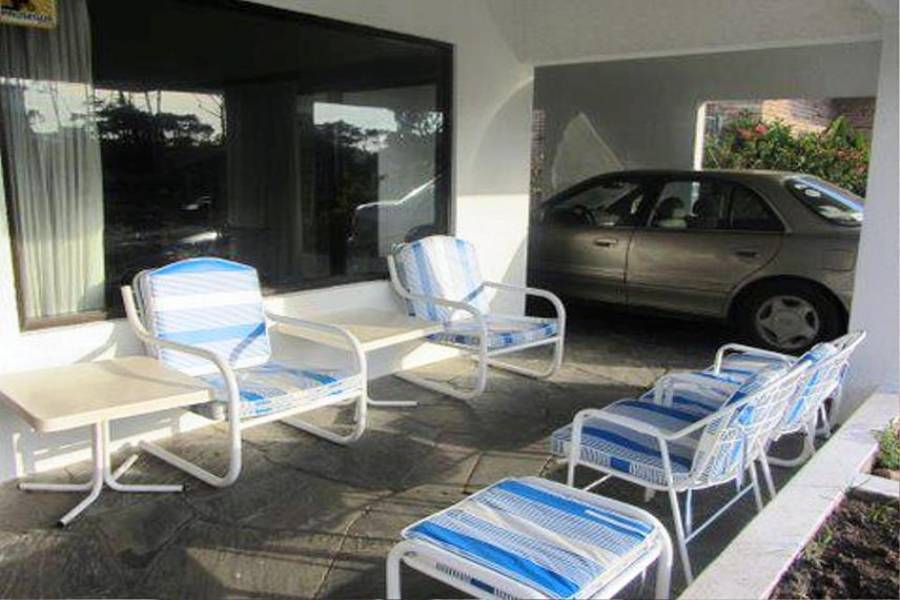 Punta del Este, Maldonado, Uruguay, 4 Bedrooms Bedrooms, ,3 BathroomsBathrooms,Casas,Temporario,41613