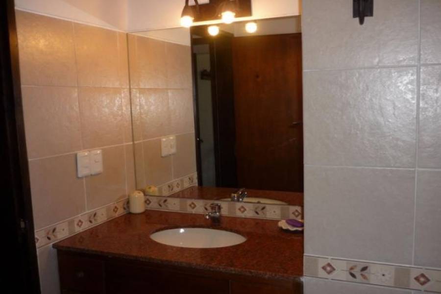 Punta del Este, Maldonado, Uruguay, 3 Bedrooms Bedrooms, ,3 BathroomsBathrooms,Casas,Temporario,41614
