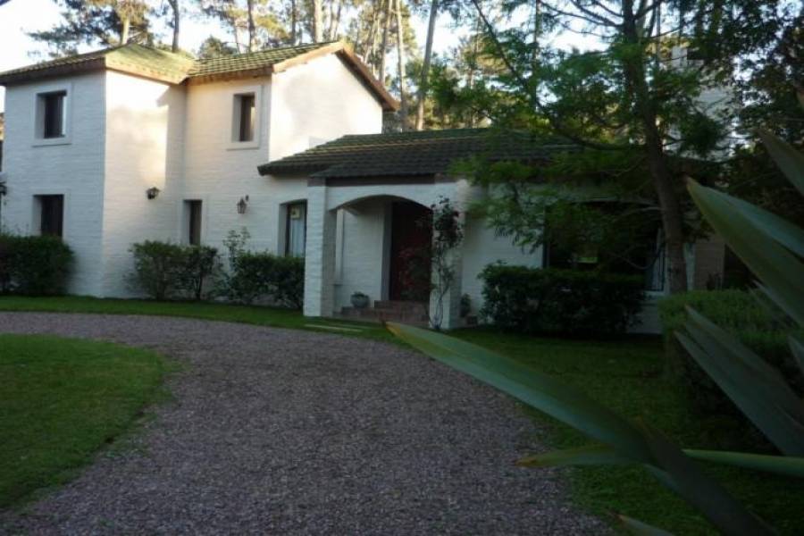 Punta del Este, Maldonado, Uruguay, 3 Bedrooms Bedrooms, ,3 BathroomsBathrooms,Casas,Temporario,41614