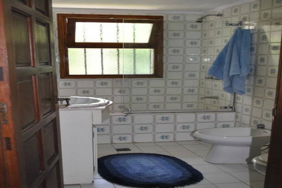 Punta del Este, Maldonado, Uruguay, 3 Bedrooms Bedrooms, ,3 BathroomsBathrooms,Casas,Temporario,Pinares,41630