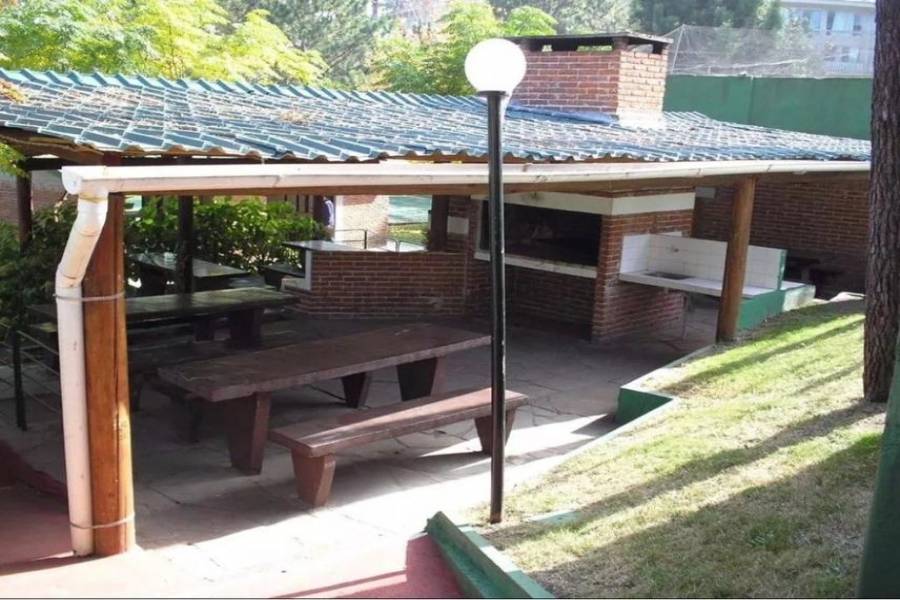 Punta del Este, Maldonado, Uruguay, 1 Dormitorio Bedrooms, ,1 BañoBathrooms,Apartamentos,Venta,41636