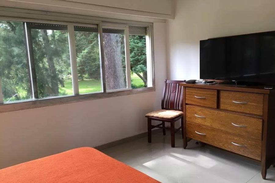 Punta del Este, Maldonado, Uruguay, 1 Dormitorio Bedrooms, ,1 BañoBathrooms,Apartamentos,Venta,41636