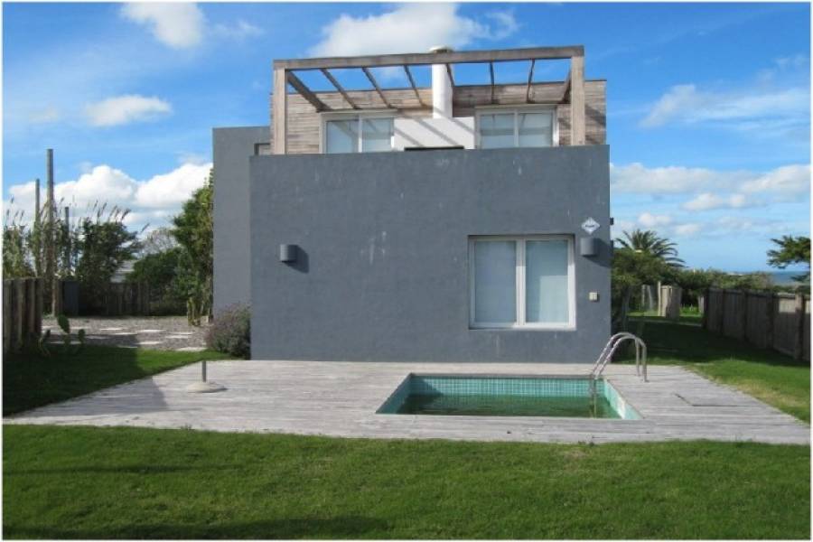 Punta del Este, Maldonado, Uruguay, 4 Bedrooms Bedrooms, ,2 BathroomsBathrooms,Casas,Temporario,41640