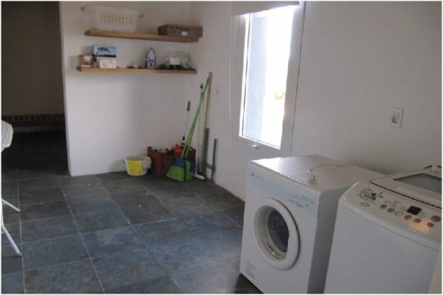 Punta del Este, Maldonado, Uruguay, 4 Bedrooms Bedrooms, ,2 BathroomsBathrooms,Casas,Temporario,41640
