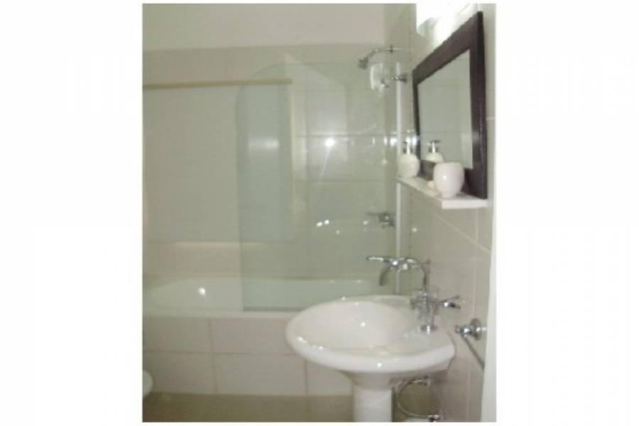 Punta del Este, Maldonado, Uruguay, 3 Bedrooms Bedrooms, ,2 BathroomsBathrooms,Casas,Temporario,41642