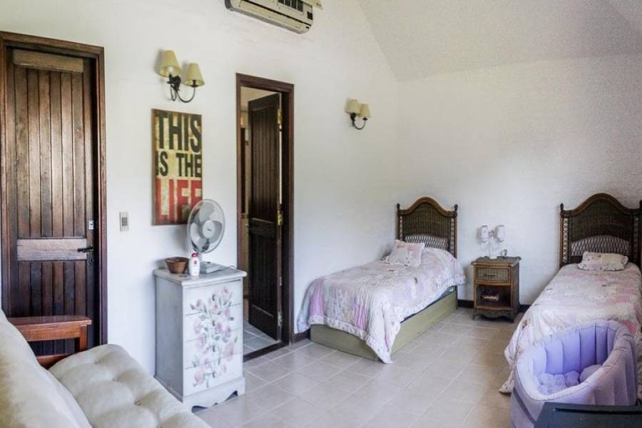 Punta del Este, Maldonado, Uruguay, 4 Bedrooms Bedrooms, ,3 BathroomsBathrooms,Casas,Venta,41648
