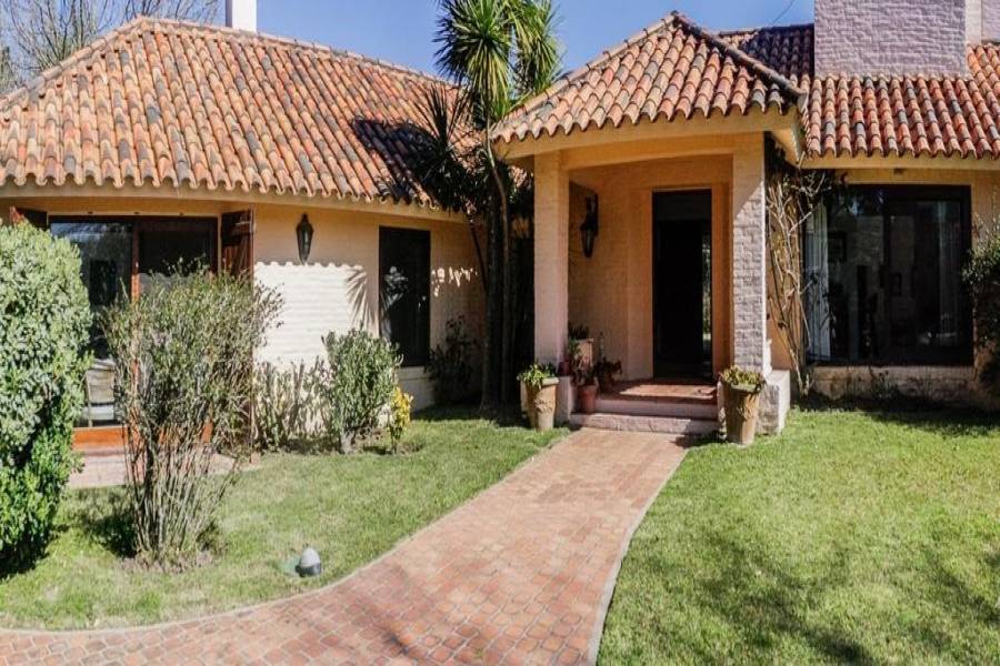 Punta del Este, Maldonado, Uruguay, 4 Bedrooms Bedrooms, ,3 BathroomsBathrooms,Casas,Venta,41648