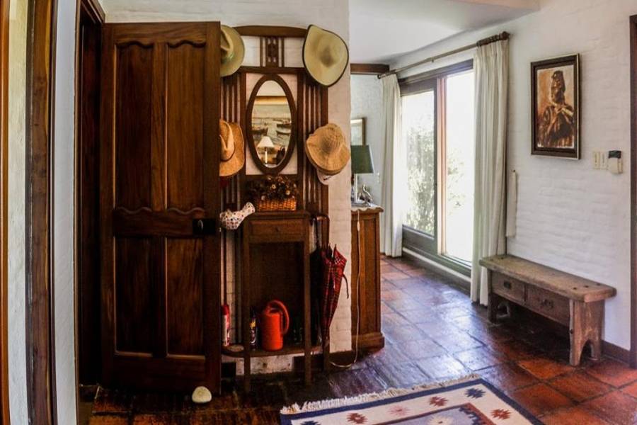Punta del Este, Maldonado, Uruguay, 4 Bedrooms Bedrooms, ,3 BathroomsBathrooms,Casas,Venta,41648