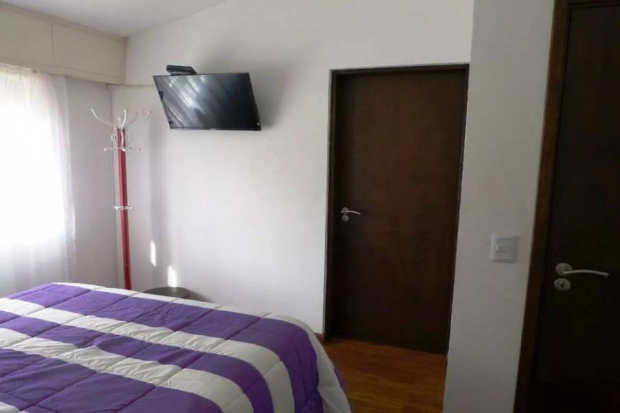 Punta del Este, Maldonado, Uruguay, 3 Bedrooms Bedrooms, ,2 BathroomsBathrooms,Casas,Temporario,41656