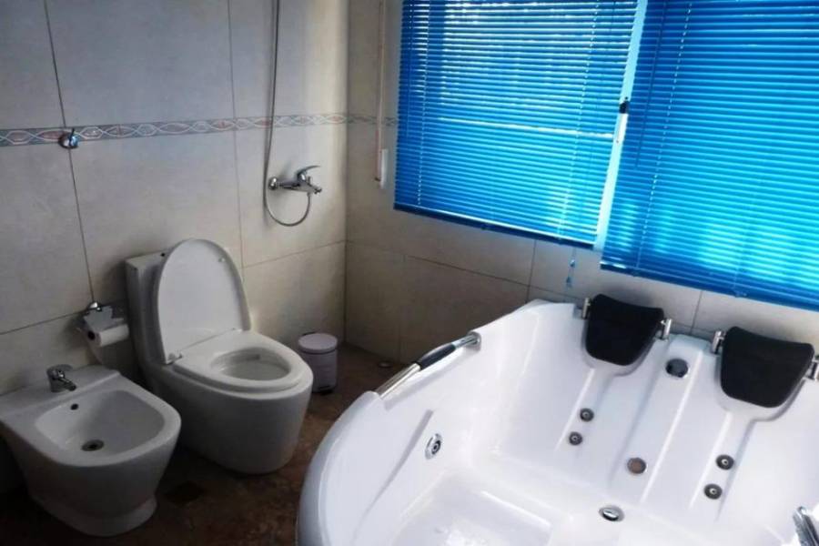 Punta del Este, Maldonado, Uruguay, 3 Bedrooms Bedrooms, ,2 BathroomsBathrooms,Casas,Temporario,41656