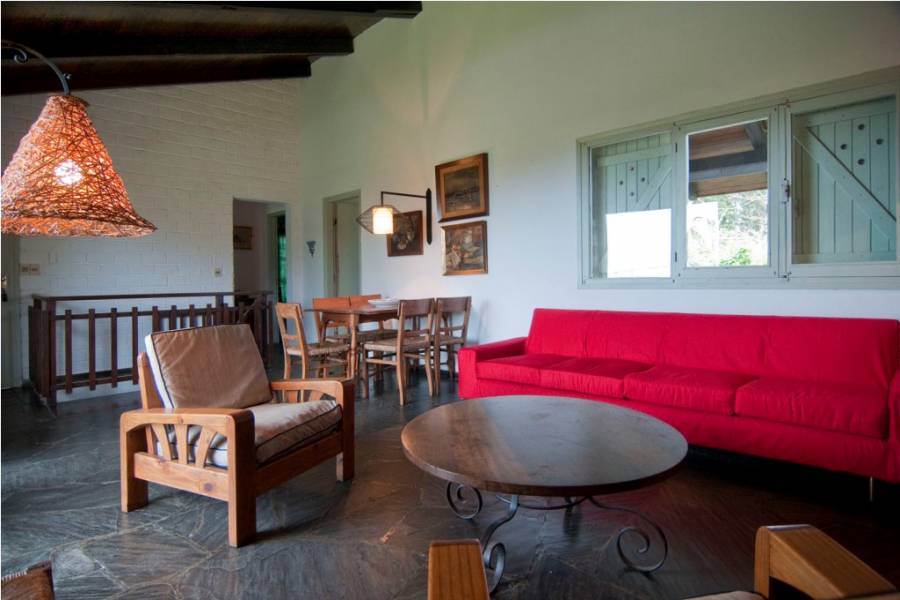 Punta del Este, Maldonado, Uruguay, 4 Bedrooms Bedrooms, ,2 BathroomsBathrooms,Casas,Temporario,41657