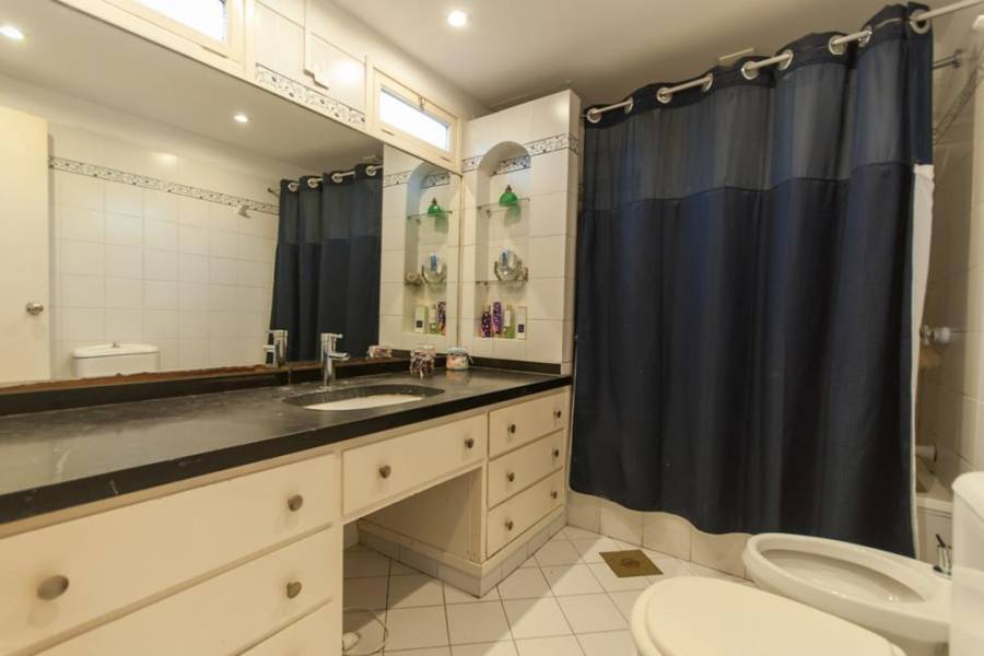 Punta del Este, Maldonado, Uruguay, 5 Bedrooms Bedrooms, ,3 BathroomsBathrooms,Casas,Venta,41663