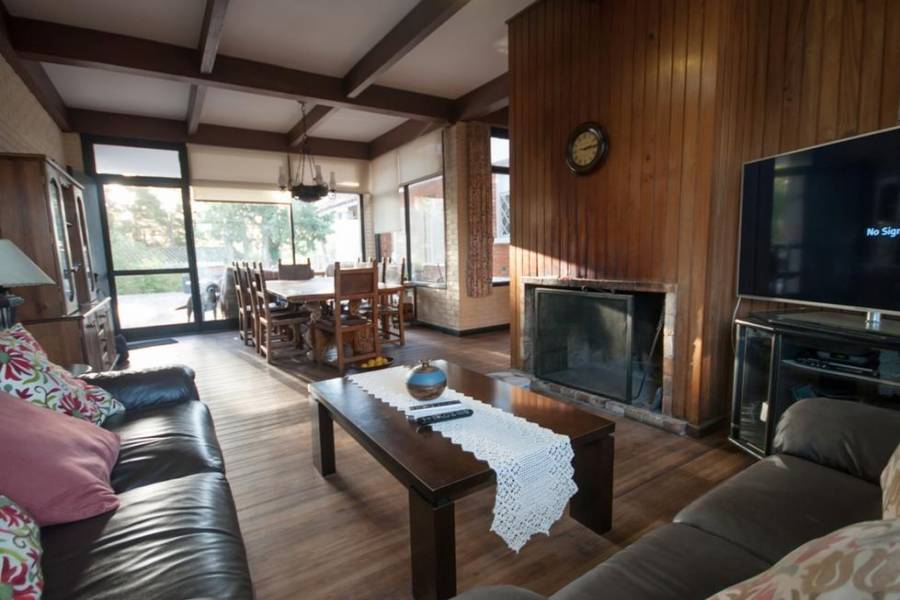 Punta del Este, Maldonado, Uruguay, 5 Bedrooms Bedrooms, ,3 BathroomsBathrooms,Casas,Venta,41663