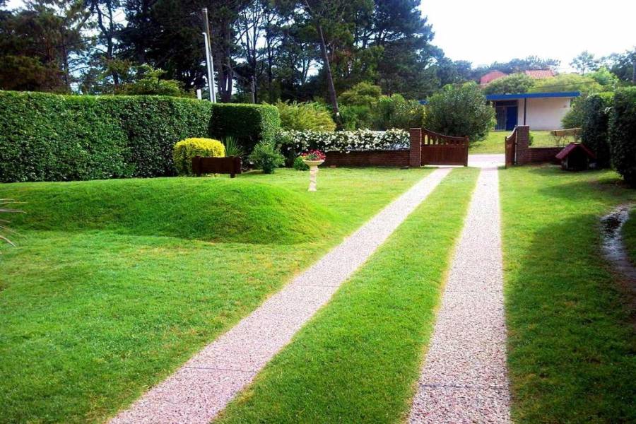 Punta del Este, Maldonado, Uruguay, 2 Bedrooms Bedrooms, ,1 BañoBathrooms,Casas,Temporario,41666