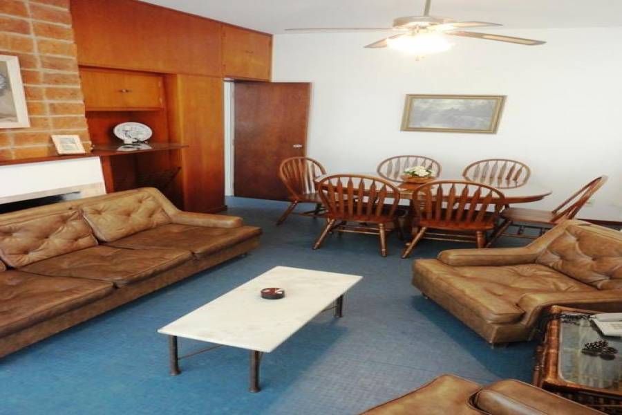 Punta del Este, Maldonado, Uruguay, 2 Bedrooms Bedrooms, ,1 BañoBathrooms,Casas,Temporario,41669