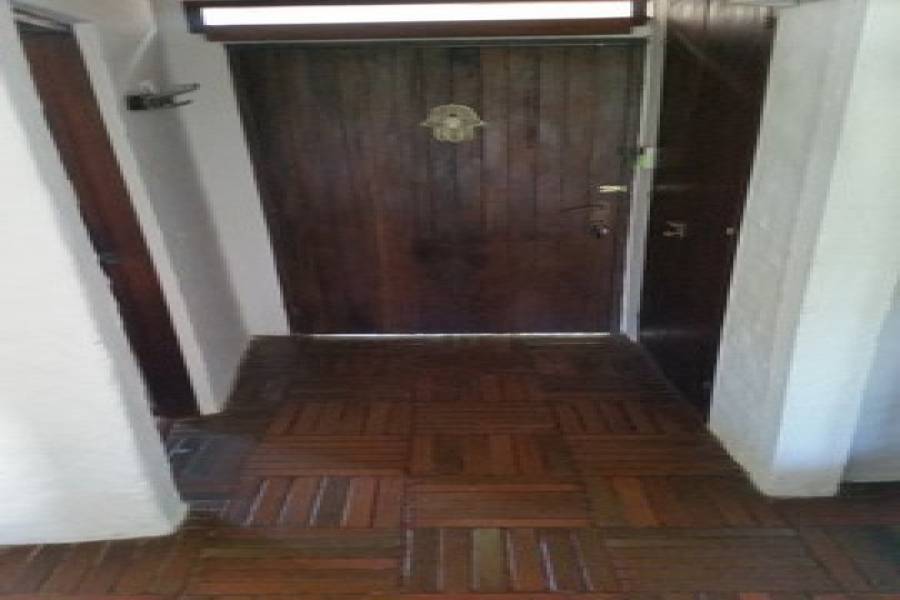 Punta del Este, Maldonado, Uruguay, 4 Bedrooms Bedrooms, ,3 BathroomsBathrooms,Casas,Temporario,41675