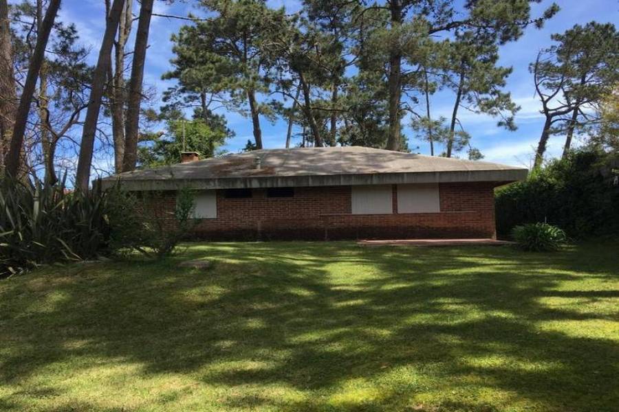 Punta del Este, Maldonado, Uruguay, 3 Bedrooms Bedrooms, ,2 BathroomsBathrooms,Casas,Venta,41679
