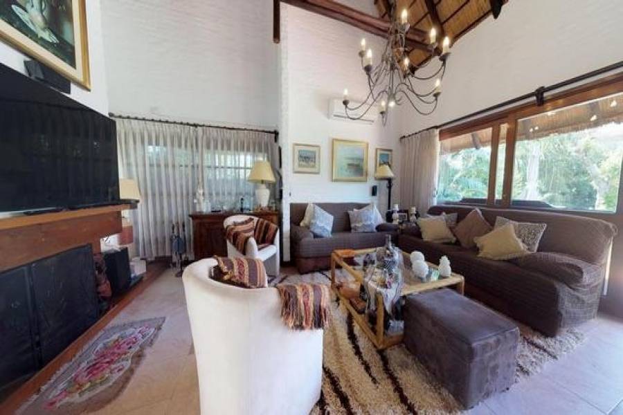 Punta del Este, Maldonado, Uruguay, 3 Bedrooms Bedrooms, ,2 BathroomsBathrooms,Casas,Venta,41695