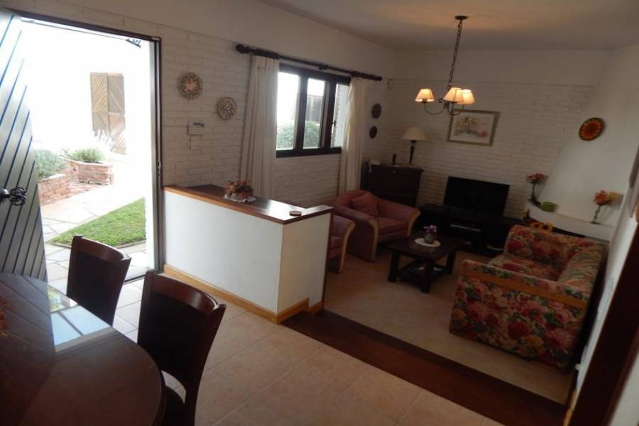 Punta del Este, Maldonado, Uruguay, 3 Bedrooms Bedrooms, ,2 BathroomsBathrooms,Casas,Venta,41700