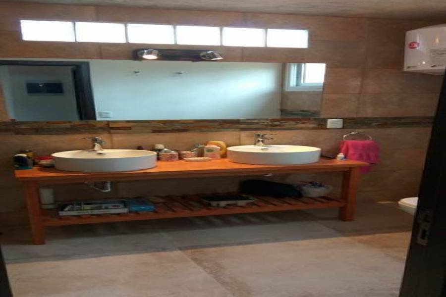 Punta del Este, Maldonado, Uruguay, 3 Bedrooms Bedrooms, ,2 BathroomsBathrooms,Casas,Venta,41702